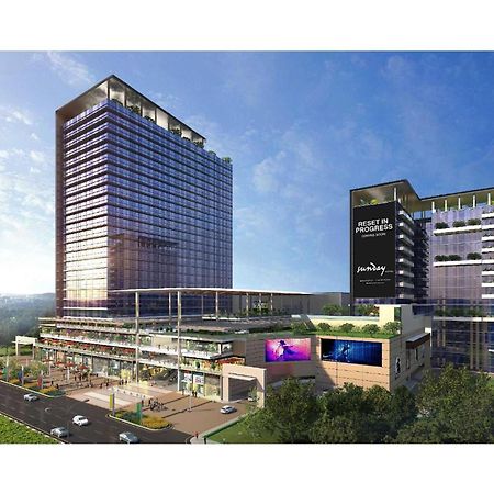Sunday Hotels And Residences Gurgaon Exterior photo