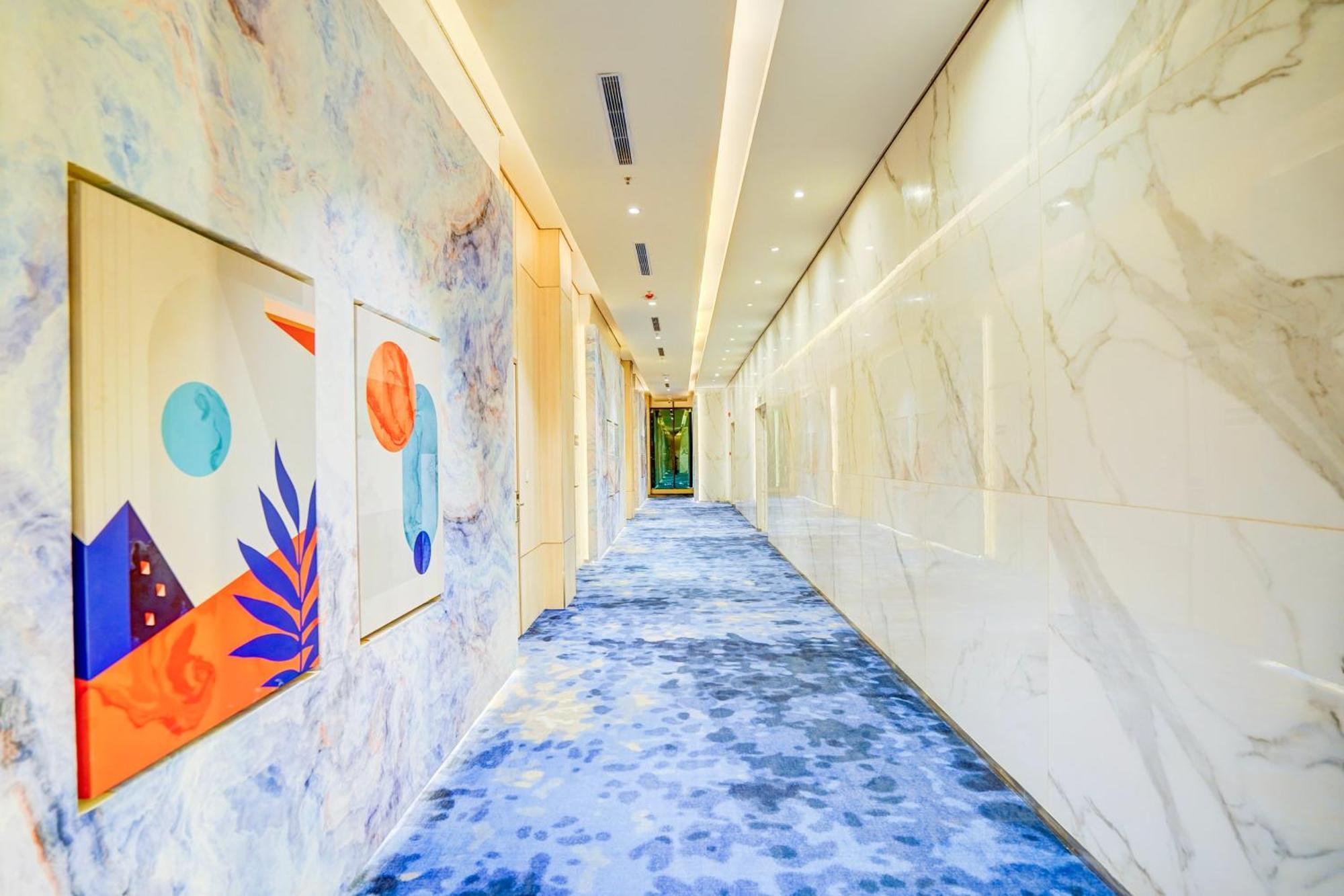 Sunday Hotels And Residences Gurgaon Exterior photo